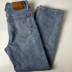 Aritzia Denim Forum Arlo High Rise Straight Leg Jeans • Size 26